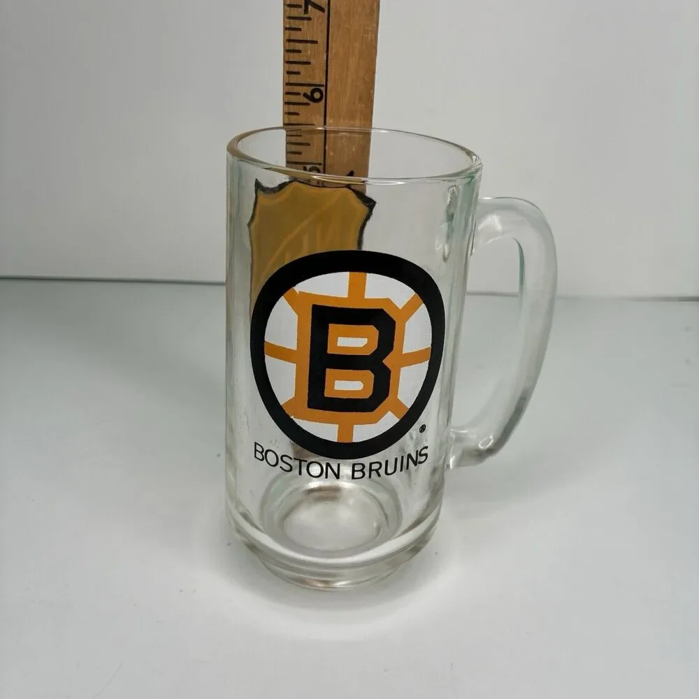 NHL BOSTON BRUINS Glass Beer MUG 12 Oz NHL Hockey Collectible 70's Vintage